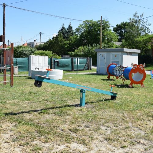 Doplnenie detských ihrísk o nové hracie prvky v meste Sereď